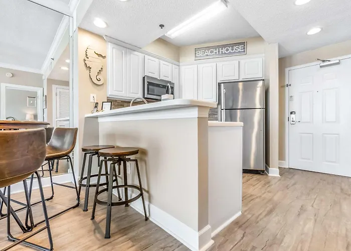Gulf-view In Beachfront Complex With A Balcony Ac Pools & Gym Holiday home Gulf Shores