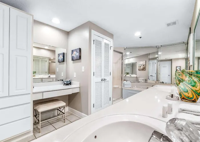 Gulf-view In Beachfront Complex With A Balcony Ac Pools & Gym Holiday home Gulf Shores