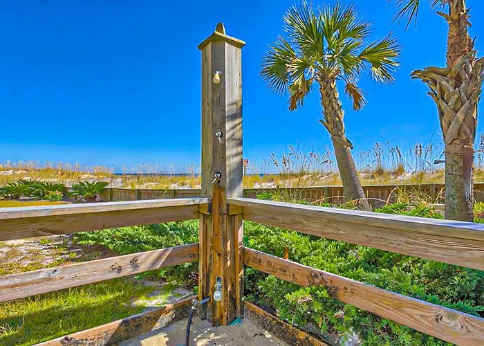 Holiday home Gulf-view In Beachfront Complex With A Balcony Ac Pools & Gym