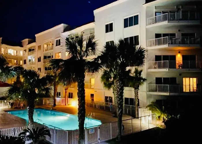 Gulf-view In Beachfront Complex With A Balcony Ac Pools & Gym Gulf Shores